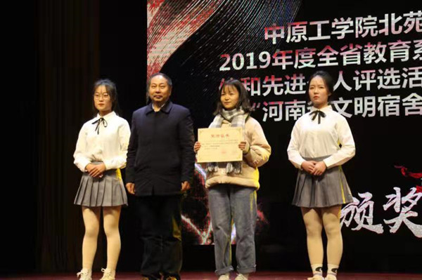 1577418232162028303.jpg 552754945922255913_副本.jpg