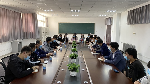 1650526685071095031.jpg 彼得堡学院.jpg
